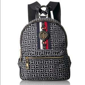 Meet your Posher, Idrissa